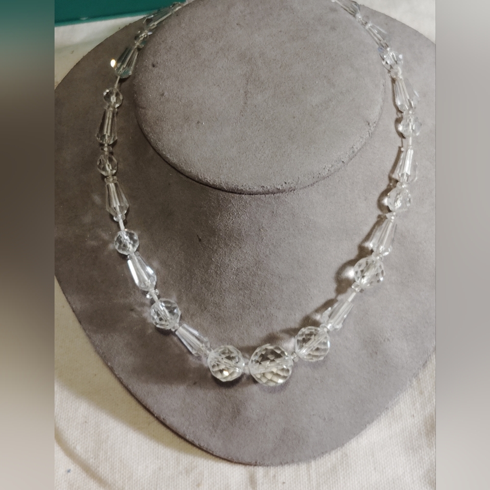 Elegant Clear Crystal Necklace